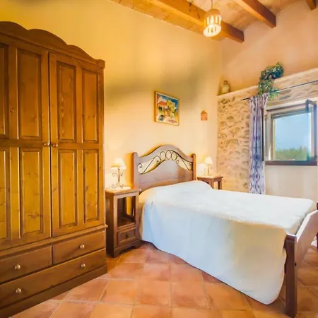Mallorcan Countryside For 12 Guests
